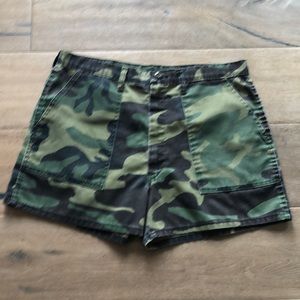 Vintage DeeCee Camouflage Shorts
